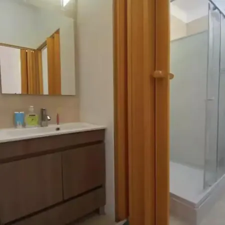 Homestay Sams Rooms - Solo Female Guest House *