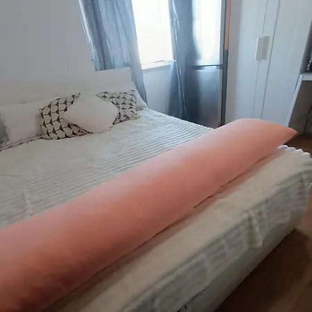 Sams Healing Ubytování v soukromí Amadora